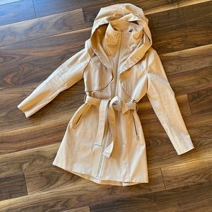 SOIA & KYO belted Trench coat